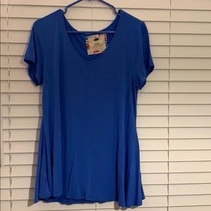 Royal blue T